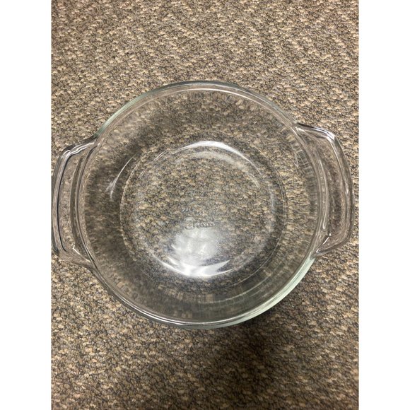 Anchor Hocking Oven Casserole Dish - Picture 2 of 4